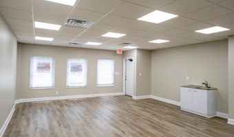 7330 MCWHORTER Pl 7330B, Annandale, VA 22003