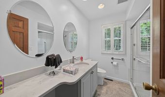 39 Green Hill Ln, Cheshire, CT 06410