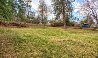 1820 Crestview Dr, Ashland, OR 97520