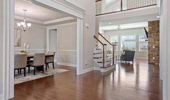 207 Weddington Park Ln, Apex, NC 27523