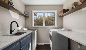 15020 Uplander St NW, Andover, MN 55304