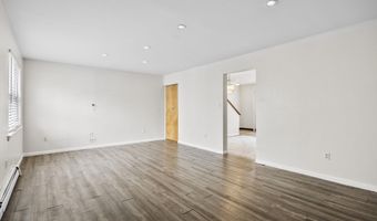 24 Delaware St, Albany, NY 12202