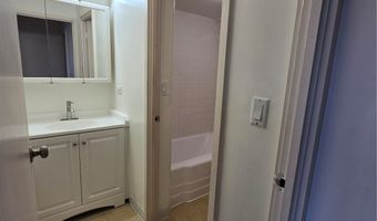 1635 Dole St 1201, Honolulu, HI 96822