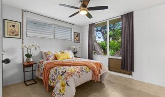 929 Ahana St 201, Honolulu, HI 96814