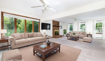 10 Empire Way, Bristol, CT 06010