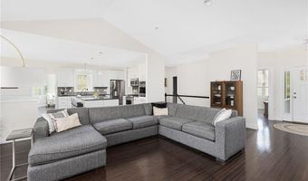 919 Ten Rod Rd, Exeter, RI 02822