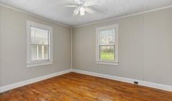109 Fisher St, Athens, TN 37303
