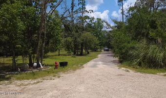 5025 Oak Ln, Bay St. Louis, MS 39520