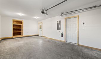 162 Buttonwood Dr, Brattleboro, VT 05301