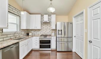 1225 Woodside Dr, Arnold, MO 63010