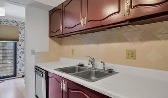 1503 Birnamwood Trail Dr, Ballwin, MO 63021