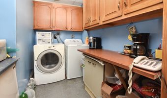 4143 Main St, Bridgeport, CT 06606