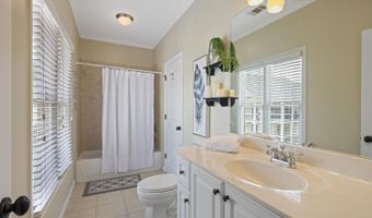 7989 Magnolia Sq, Atlanta, GA 30350