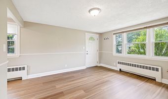 42 Neillian St 42, Bedford, MA 01730