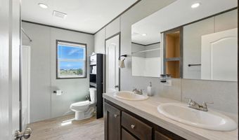 37 PRIVATE Dr 1034B, Alcalde, NM 87511