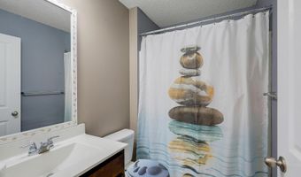 15174 Emory Cir, Apple Valley, MN 55124