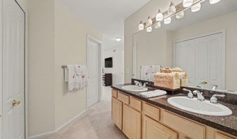 959 Grand View Ln, Aurora, OH 44202