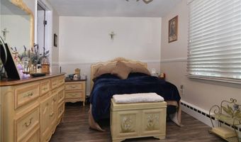 32 Harrington Dr, Johnston, RI 02919
