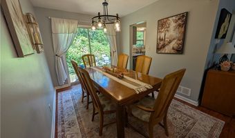 1494 Hilton Dr, Akron, OH 44313