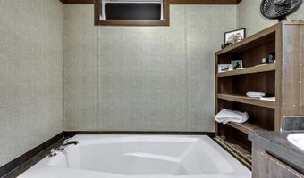 326 Lake Harbor Rd, Brandon, MS 39047