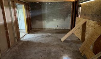 1104 C St, Barling, AR 72923