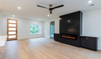 4 Lauder Cir, Bella Vista, AR 72715