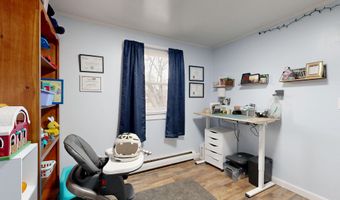 6 Cecile Ave, Augusta, ME 04330