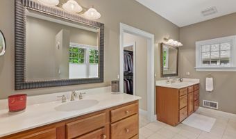 3120 Windmill Dr, Adrian, MI 49221