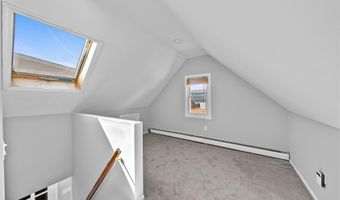 11 Wilson Ave, Amity Harbor, NY 11701