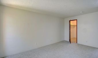 4 WESTLAKE Dr NE, Albuquerque, NM 87112