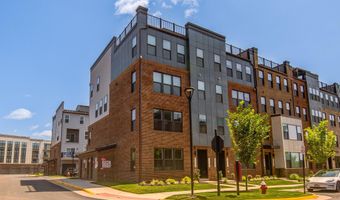 43792 MIDDLEWAY Ter, Ashburn, VA 20147