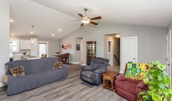 608 NE 56th St, Ankeny, IA 50021