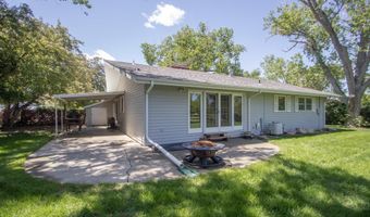 111 Valley Dr, Casper, WY 82604