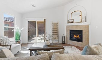 905 CRISTANOS Dr, Bernalillo, NM 87004