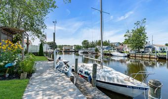 65 N Island Rd, Bayville, NJ 08721