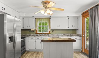 71 Alice Dr, Coventry, CT 06238