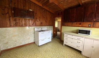 61 Fairview Rd, Andrews, NC 28901