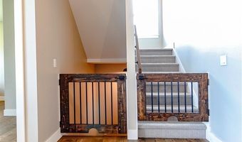 9174 207th Ave, Anamosa, IA 52205