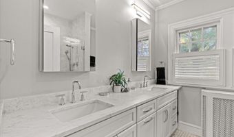 3825 INGOMAR St NW, Washington, DC 20015