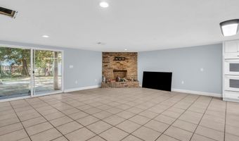 1616 Lewis Ave, Biloxi, MS 39531