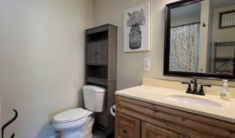 42491 Quail Hollow Ct, Albany, OH 45710