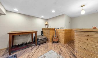 1509 Sunset St, Albert Lea, MN 56007