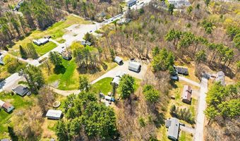 816 Riverside Dr, Augusta, ME 04330