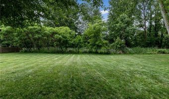 315 Randwood Dr, Amherst, NY 14221