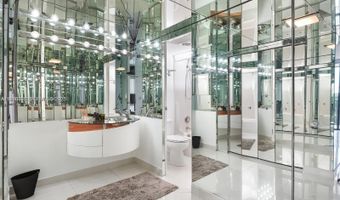 20379 W Country Club Dr 536, Aventura, FL 33180