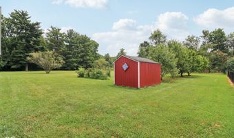 151 South St, Southport, IN 46227