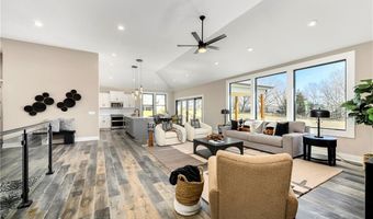 20322 166th St, Basehor, KS 66007