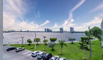 3030 Marcos Dr T-412, Aventura, FL 33160