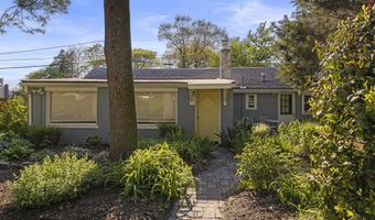 140 Leonardville Rd, Belford, NJ 07718