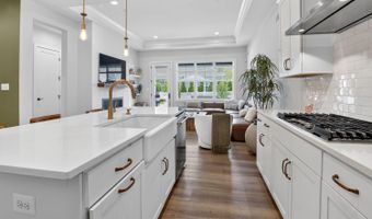 42747 CUSHING Ter, Ashburn, VA 20148
